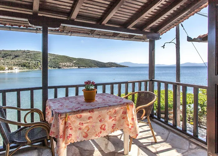 Apartment Nikoleri &